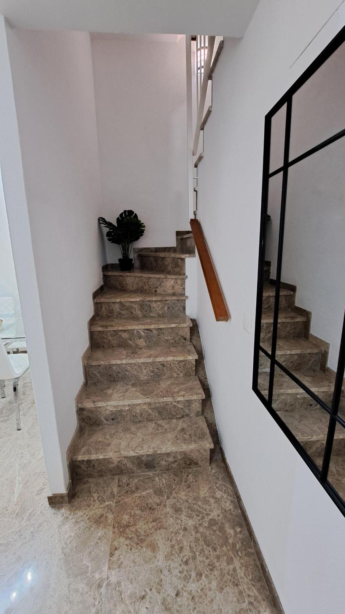 Apartamentos Maria Cristina Con Parking Gratis กอร์โดบา ภายนอก รูปภาพ