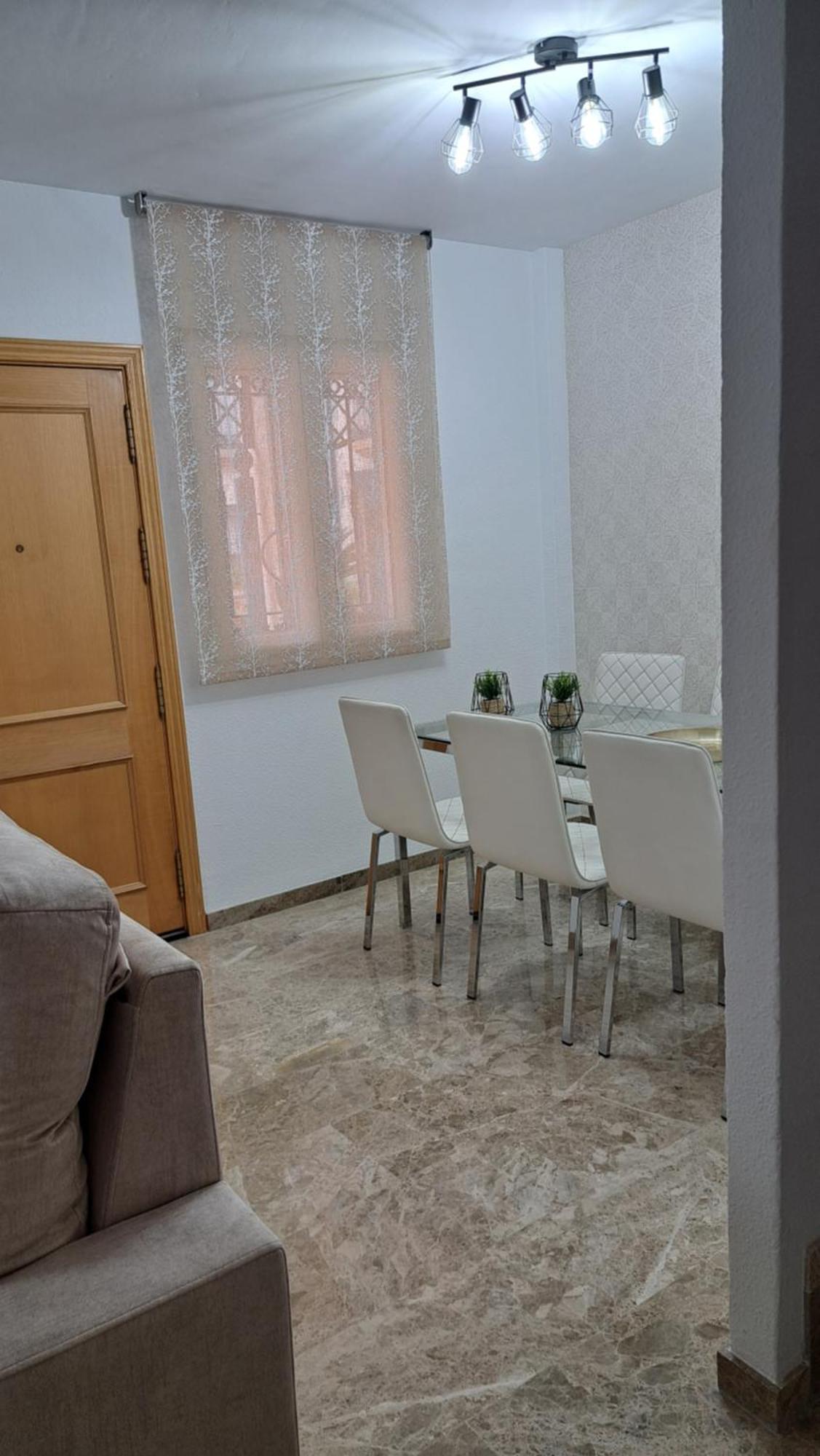Apartamentos Maria Cristina Con Parking Gratis กอร์โดบา ภายนอก รูปภาพ