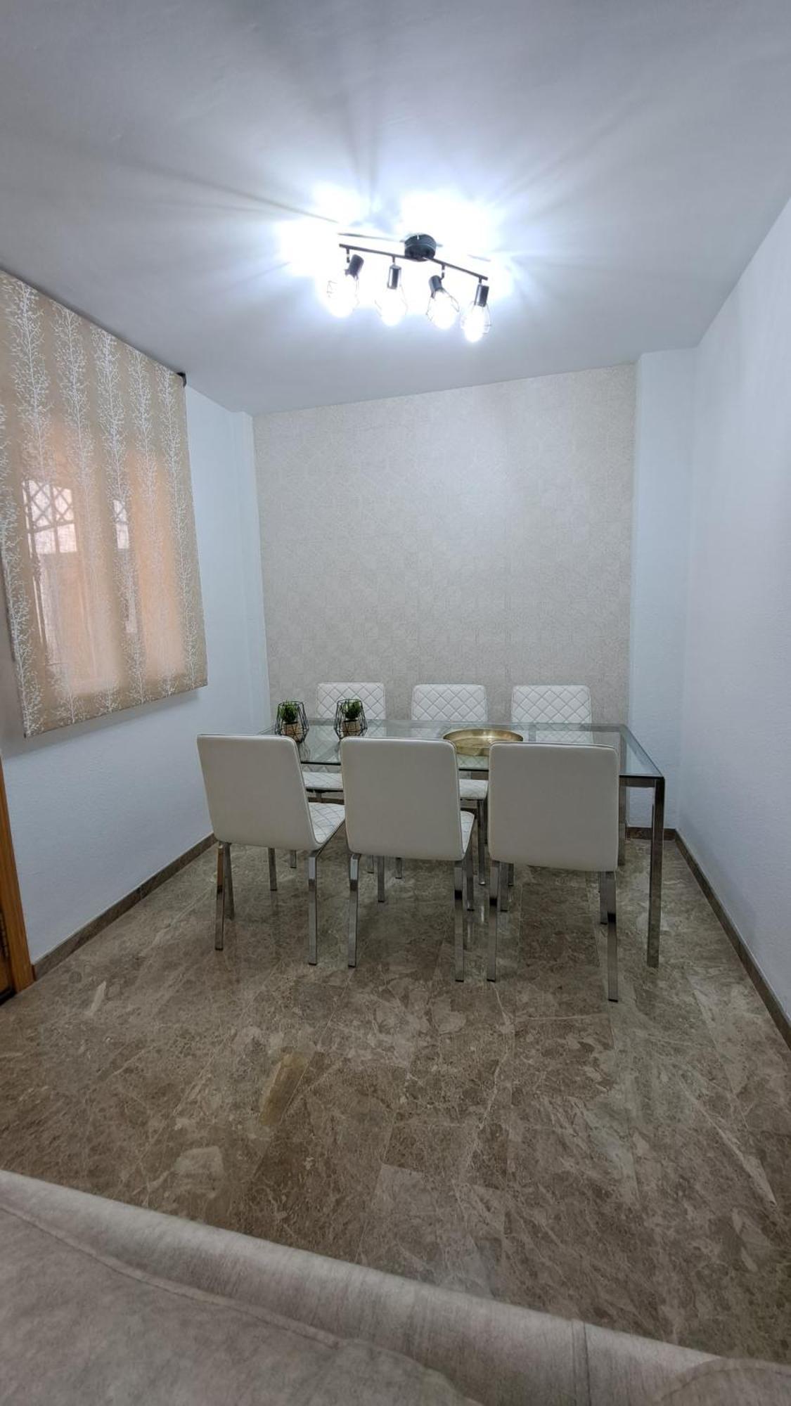 Apartamentos Maria Cristina Con Parking Gratis กอร์โดบา ห้อง รูปภาพ